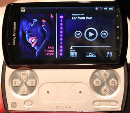 Фотографии Sony Ericsson Xperia Play - официальные и не очень